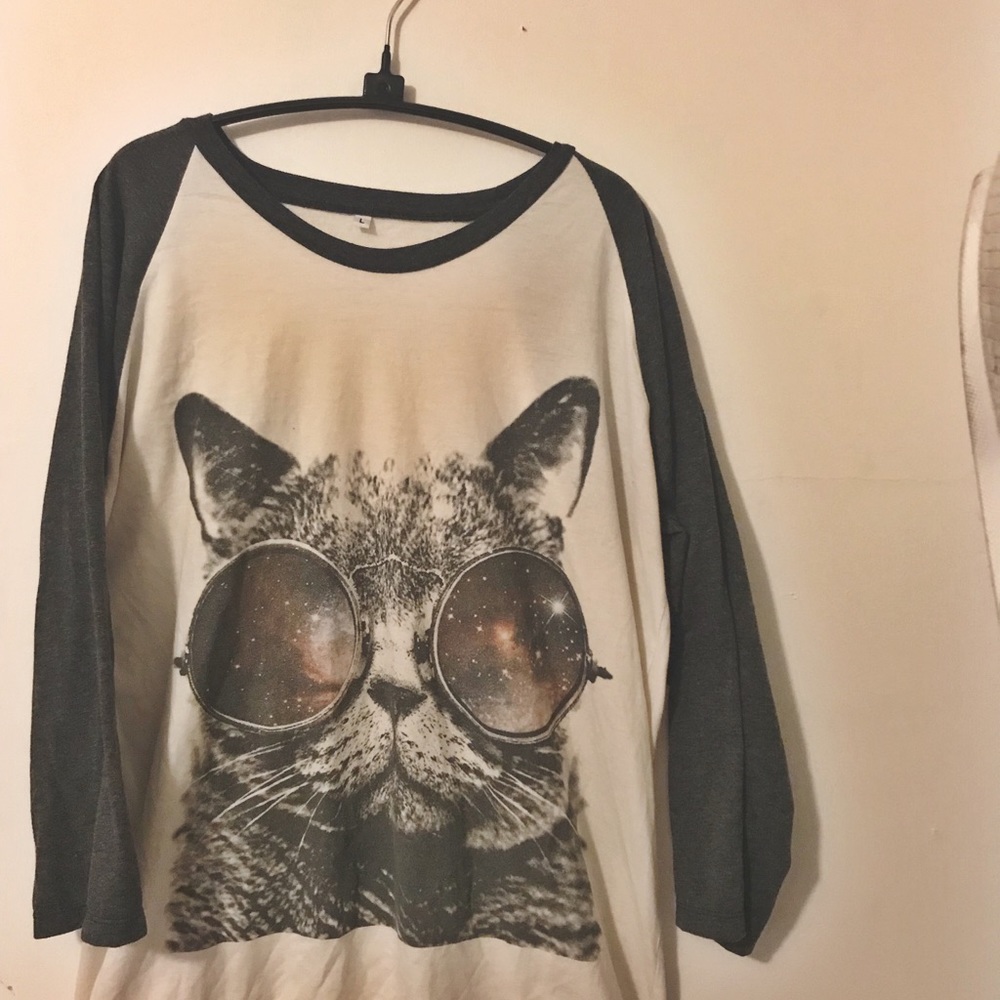 Quarter sleeve baseball tee